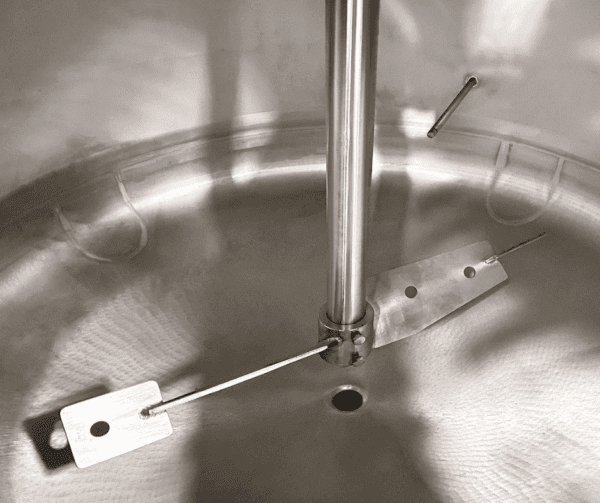 Estanque Mezclador para Kombucha, Té y Bebidas – Acero Inoxidable con Motor Superior